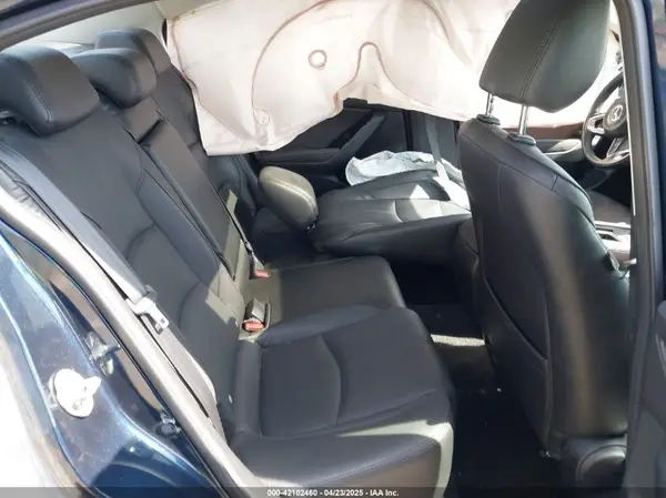 3MZBN1W36JM213063 2018 MAZDA 3 - Image 8