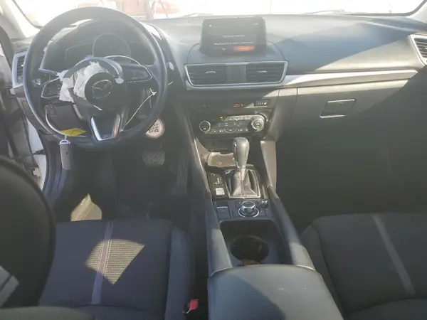 3MZBN1W36JM225620 2018 MAZDA 3 - Image 8