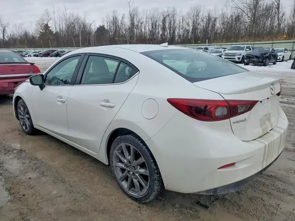 3MZBN1W36JM227724 2018 MAZDA 3 - Image 2