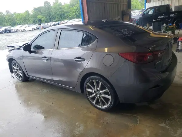 3MZBN1W36JM235144 2018 MAZDA 3 - Image 2
