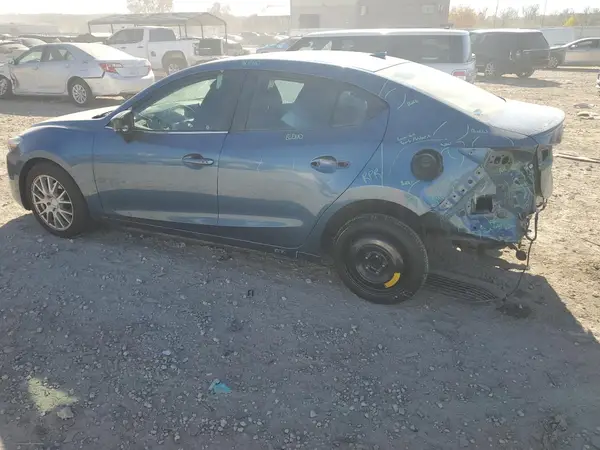 3MZBN1W36JM246984 2018 MAZDA 3 - Image 2