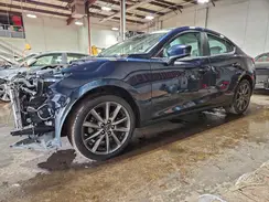 3MZBN1W36JM258696 2018 MAZDA 3