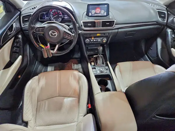 3MZBN1W36JM258696 2018 MAZDA 3 - Image 8