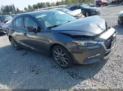 3MZBN1W36JM264322 2018 MAZDA 3
