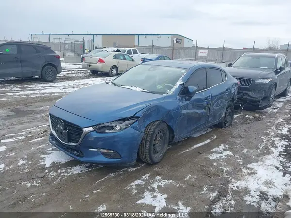 3MZBN1W36JM275725 2018 MAZDA 3 - Image 2