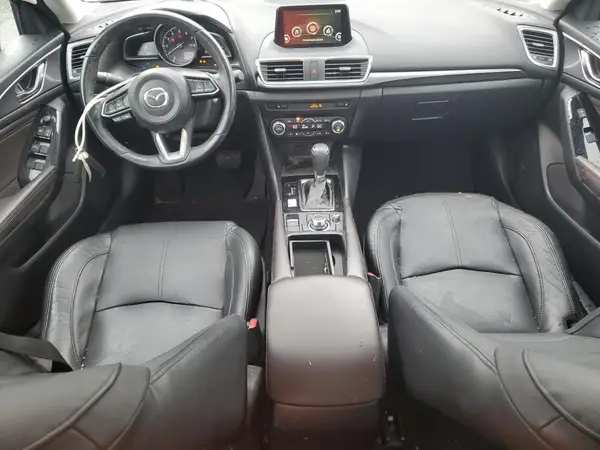 3MZBN1W37HM132440 2017 MAZDA 3 - Image 8