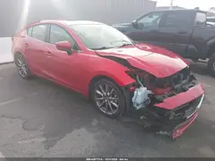 3MZBN1W37JM165704 2018 MAZDA 3