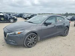 3MZBN1W37JM176752 2018 MAZDA 3
