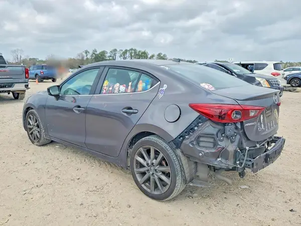 3MZBN1W37JM176752 2018 MAZDA 3 - Image 2