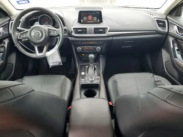 3MZBN1W37JM176752 2018 MAZDA 3 - Image 8