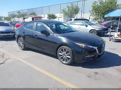 3MZBN1W37JM239039 2018 MAZDA 3