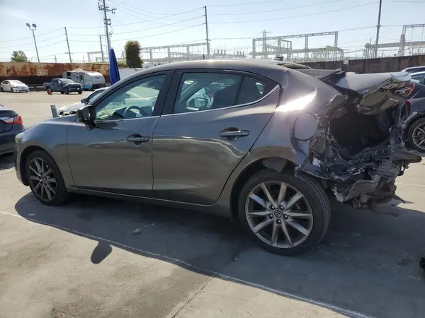 3MZBN1W37JM254253 2018 MAZDA 3 - Image 2