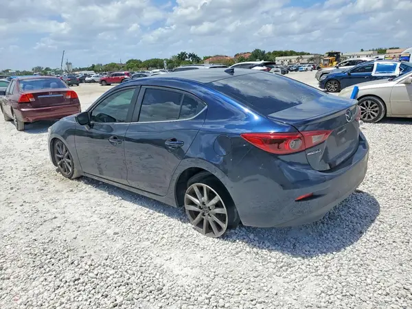 3MZBN1W38JM160673 2018 MAZDA 3 - Image 2