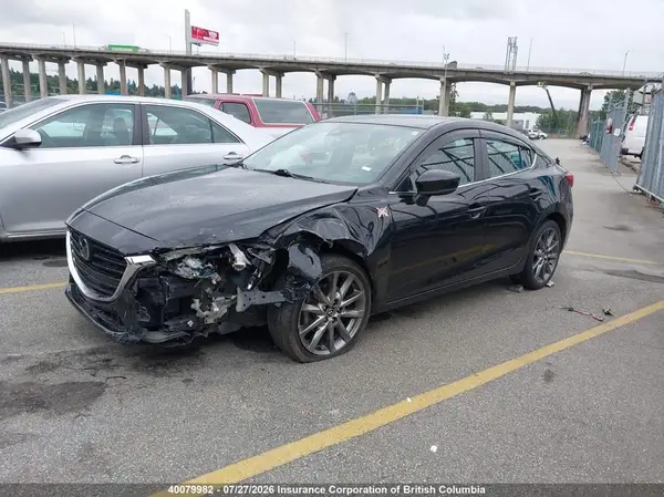 3MZBN1W38JM192765 2018 MAZDA 3 - Image 2