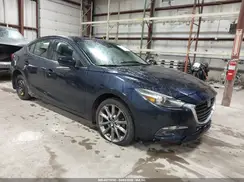 3MZBN1W38JM202971 2018 MAZDA 3