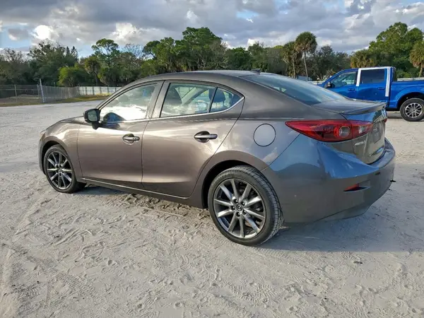 3MZBN1W38JM212416 2018 MAZDA 3 - Image 2