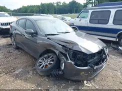 3MZBN1W38JM248252 2018 MAZDA 3