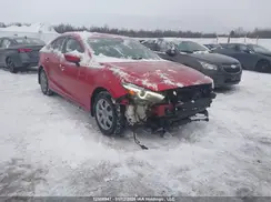 3MZBN1W38JM258487 2018 MAZDA 3