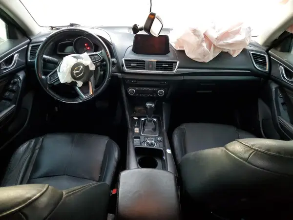 3MZBN1W39HM132956 2017 MAZDA 3 - Image 8
