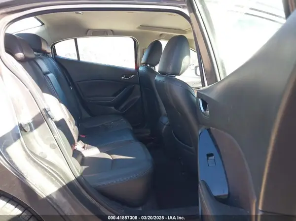 3MZBN1W39HM137879 2017 MAZDA 3 - Image 8