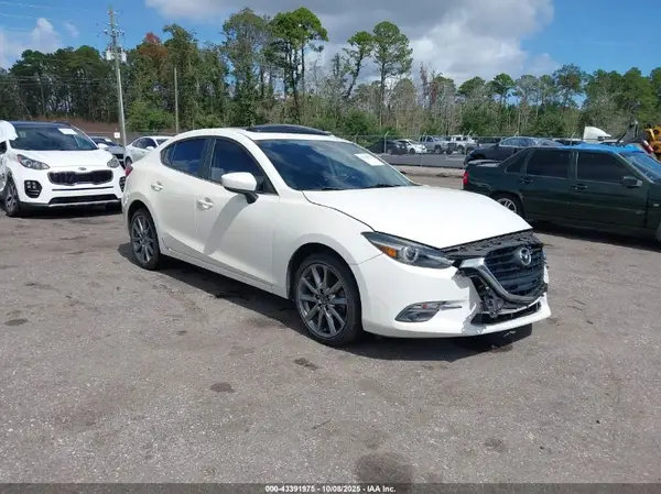 3MZBN1W39JM158804 2018 MAZDA 3 - Image 1