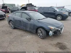 3MZBN1W39JM174209 2018 MAZDA 3