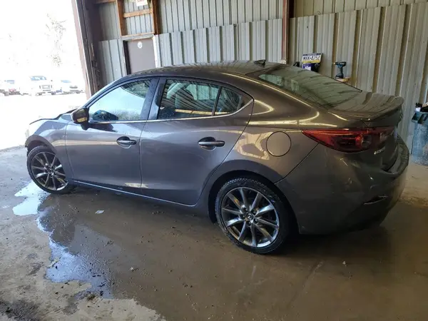 3MZBN1W39JM211890 2018 MAZDA 3 - Image 2