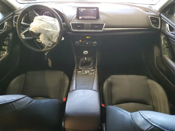 3MZBN1W39JM211890 2018 MAZDA 3 - Image 8