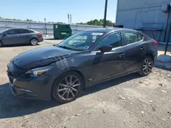 3MZBN1W39JM233047 2018 MAZDA 3