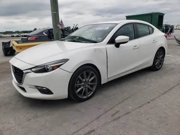 3MZBN1W39JM241665 2018 MAZDA 3 - Image 1