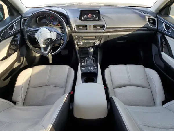 3MZBN1W39JM256344 2018 MAZDA 3 - Image 8