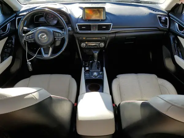 3MZBN1W3XHM126227 2017 MAZDA 3 - Image 8