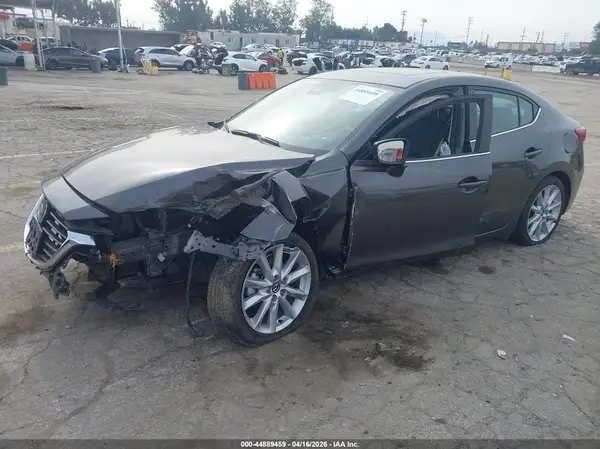 3MZBN1W3XHM129547 2017 MAZDA 3 - Image 2