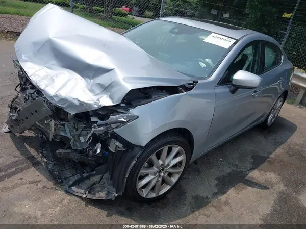 3MZBN1W3XHM141696 2017 MAZDA 3 - Image 2