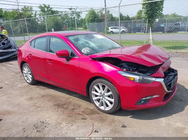 3MZBN1W3XHM147272 2017 MAZDA 3 - Image 1