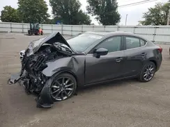 3MZBN1W3XJM162747 2018 MAZDA 3