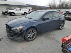 3MZBN1W3XJM176325 2018 MAZDA 3