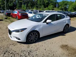 3MZBN1W3XJM181363 2018 MAZDA 3