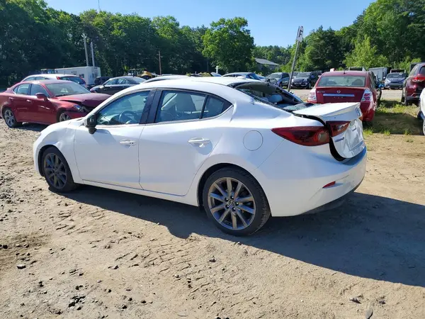 3MZBN1W3XJM181363 2018 MAZDA 3 - Image 2