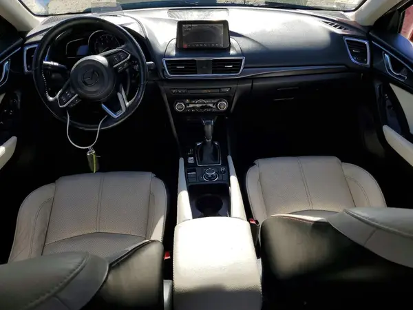 3MZBN1W3XJM181363 2018 MAZDA 3 - Image 8