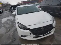 3MZBN1W3XJM194338 2018 MAZDA 3