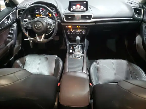 3MZBN1W3XJM213129 2018 MAZDA 3 - Image 8