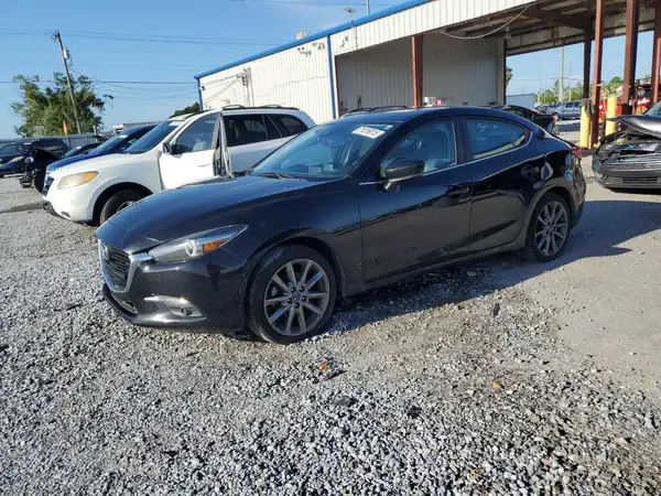 3MZBN1W3XJM219108 2018 MAZDA 3 - Image 1