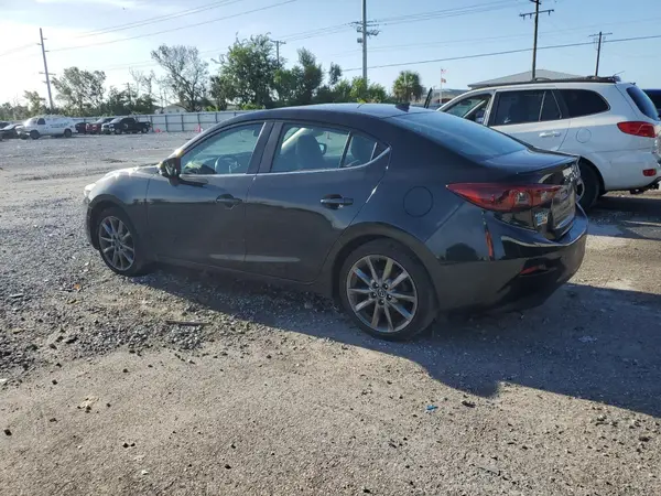 3MZBN1W3XJM219108 2018 MAZDA 3 - Image 2