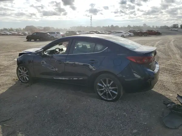 3MZBN1W3XJM221022 2018 MAZDA 3 - Image 2