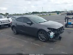 3MZBN1W3XJM238662 2018 MAZDA 3