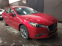 3MZBN1W3XJM252013 2018 MAZDA 3