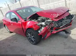 3MZBN1W3XJM257955 2018 MAZDA 3
