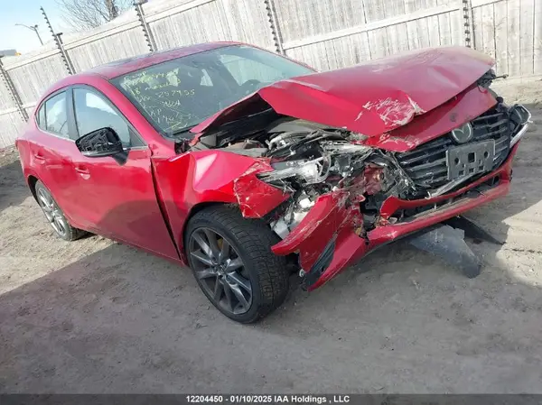 3MZBN1W3XJM257955 2018 MAZDA 3 - Image 1