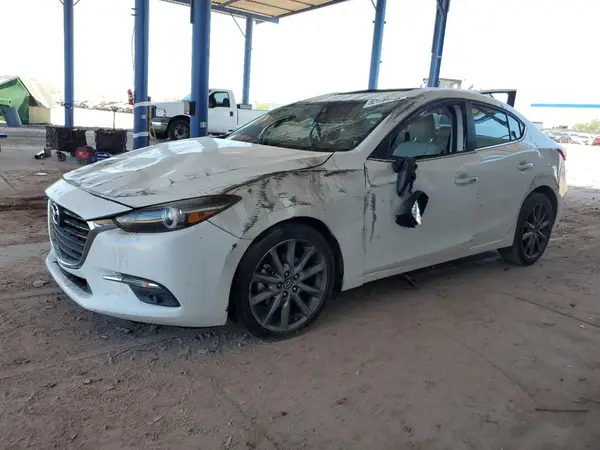 3MZBN1W3XJM262542 2018 MAZDA 3 - Image 1